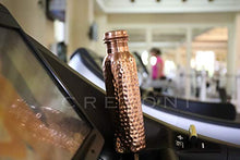Load image into Gallery viewer, Hammered Copper Water Bottle | CRETONI
